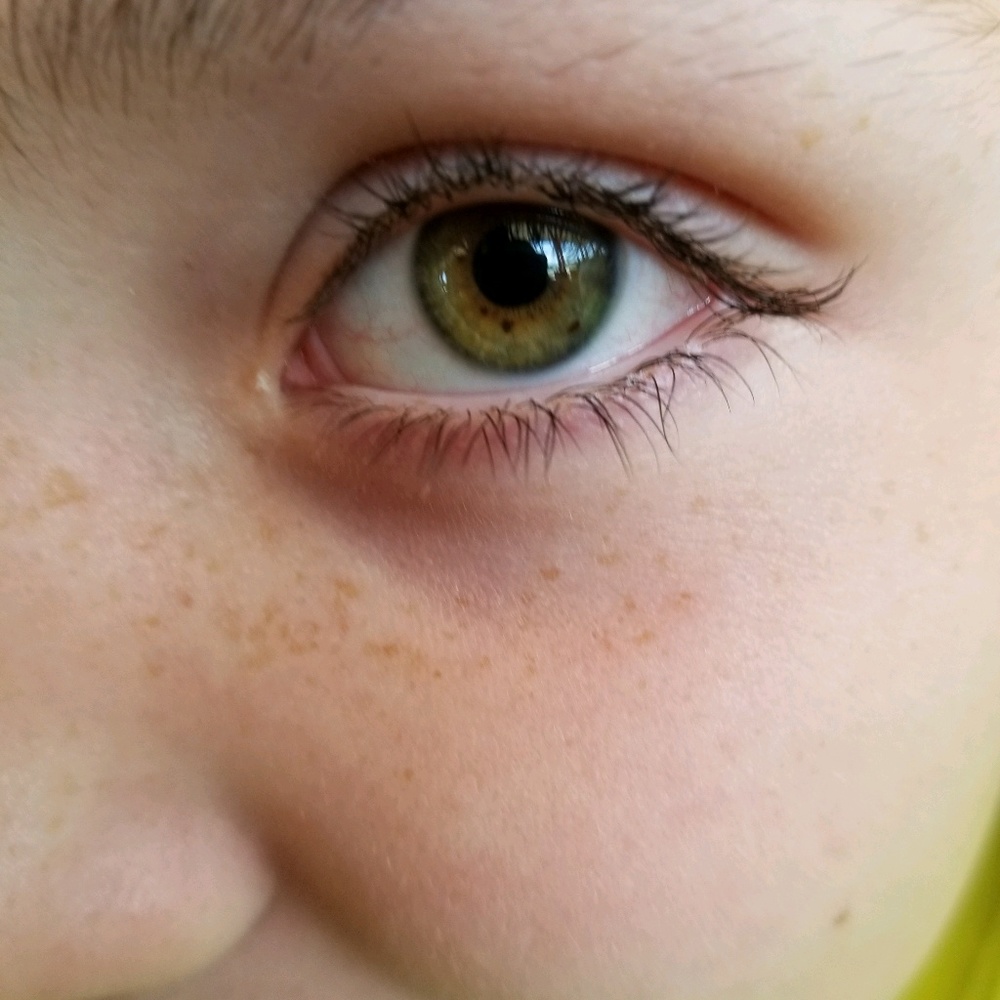 Meet your Posher, Val